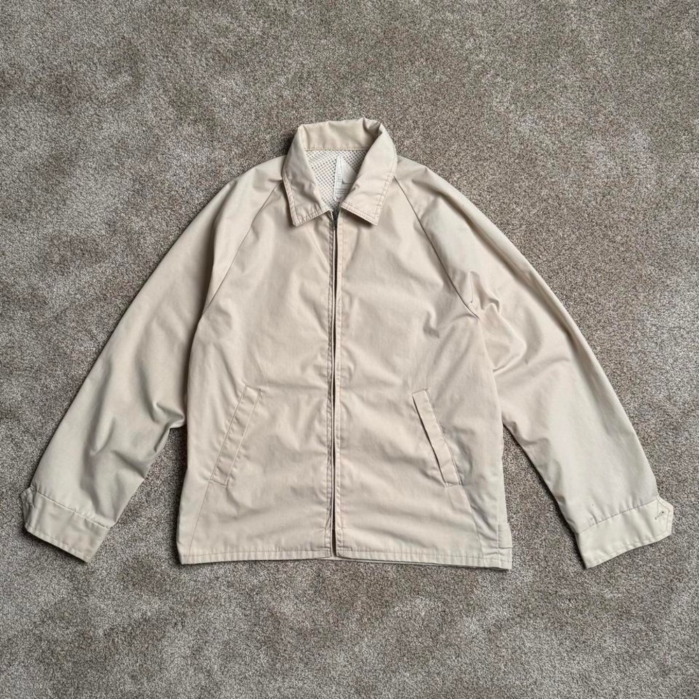 CRÈME COACHES JACKET